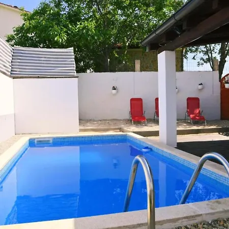 Mumy Villa